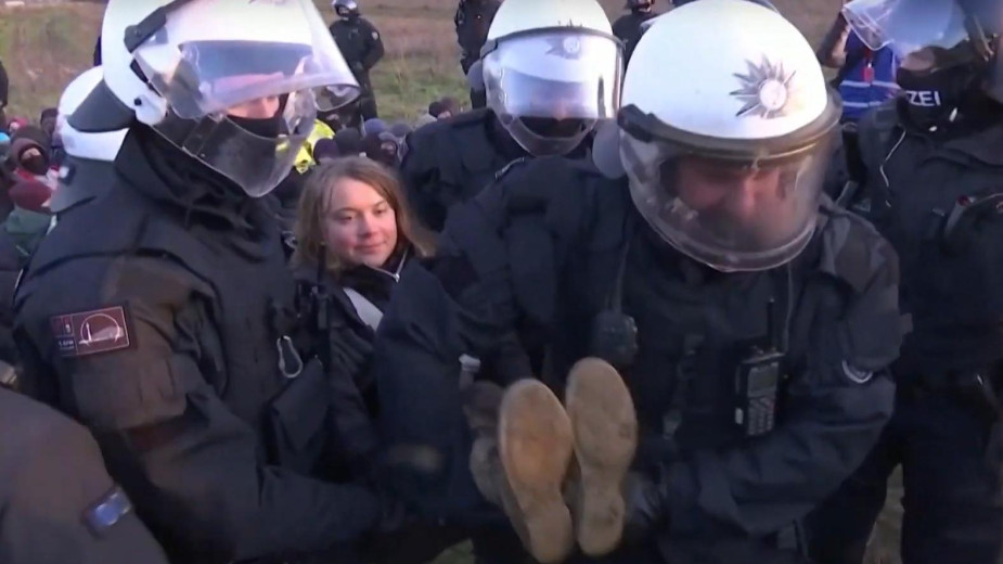 Немецкая полиция задержала Грету Тунберг на акции против добычи угля