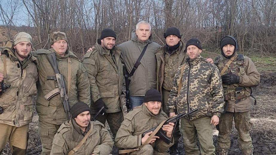Глава Крыма показал строящиеся укрепления в Запорожской области