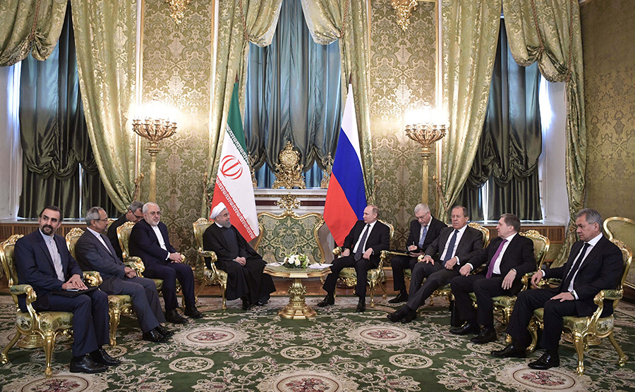 Встреча Владимира Путина и Хасана Роухани в Кремле


