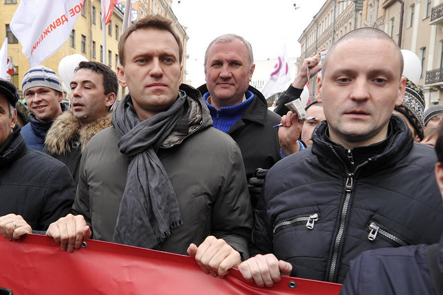 Движение народ. Сергей Удальцов Болотная. Сергей Удальцов и Навальный. Удальцов и Навальный. Тютюкин Удальцов.