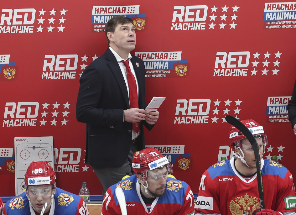 14 декабря 2019 года. Москва, Кубок Первого канала. Алексей Кудашов на скамейке сборной России во время игры с командой Чехии