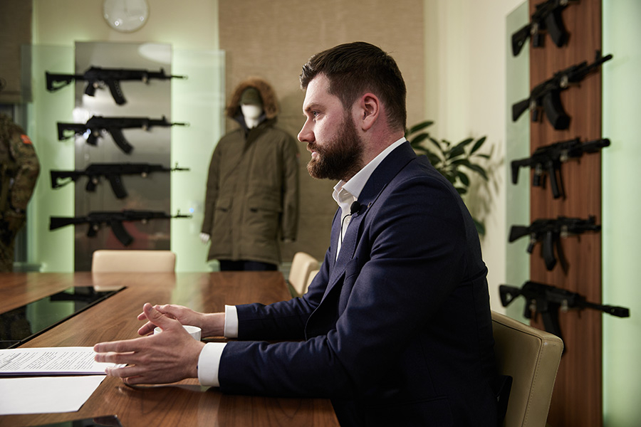 Дмитрий Тарасов