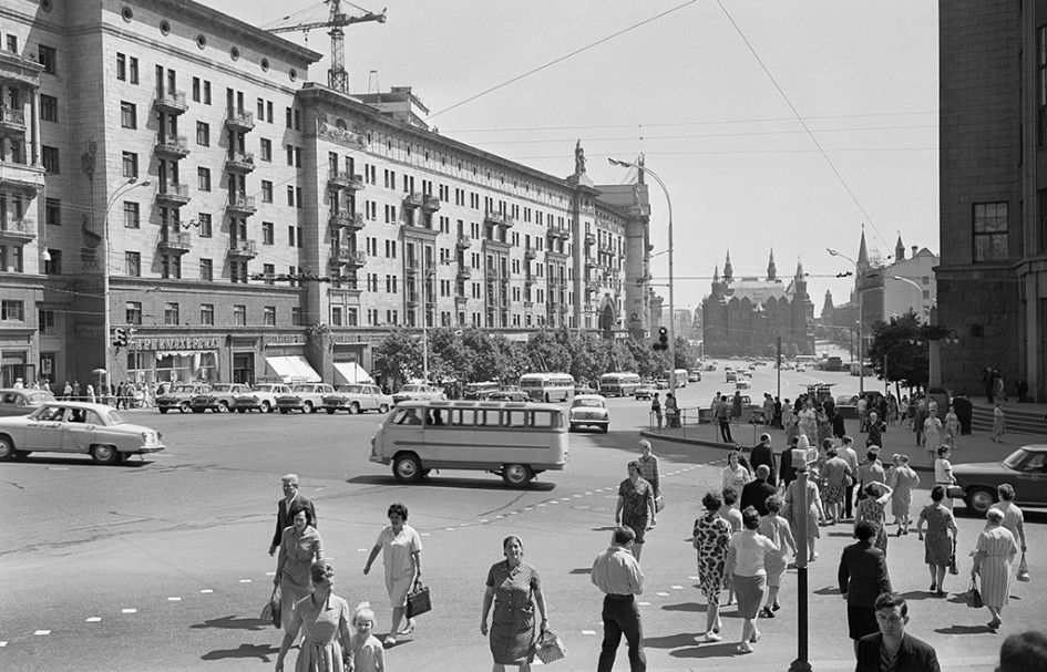 Вид на улицу Горького. 1966 год