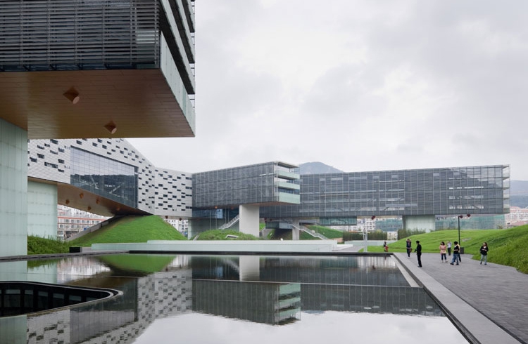 Фото: stevenholl.com