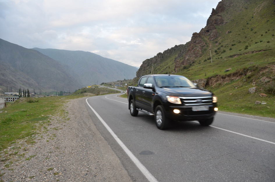chevrolet colorado и ford ranger сравнить chevrolet colorado и ford ranger сравнить