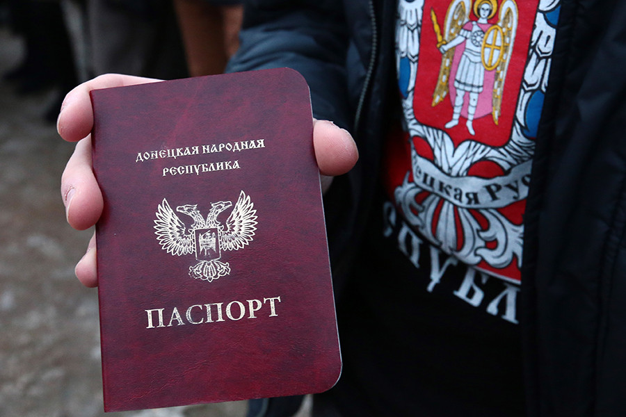 Паспорт гражданина Донецкой народной республики


