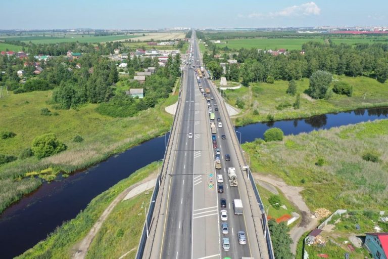 Участок трассы М-10 в Ям-Ижоре (Тосненский район Ленобласти)