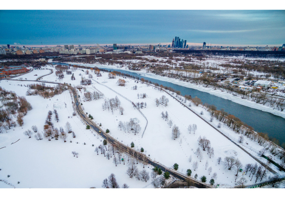 Вид на район Крылатское, Карамышевская (Мневниковская) излучина Москвы-реки