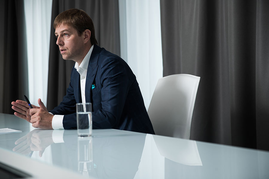 Александр Соколов