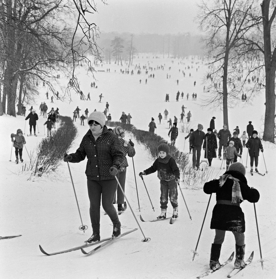 В выходной день в лесопарке «Кузьминки». 1983 год