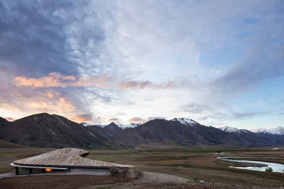 Отель Lindis Lodge
