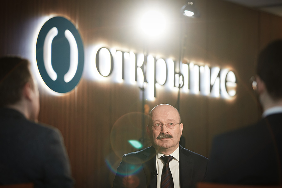 Михаил Задорнов