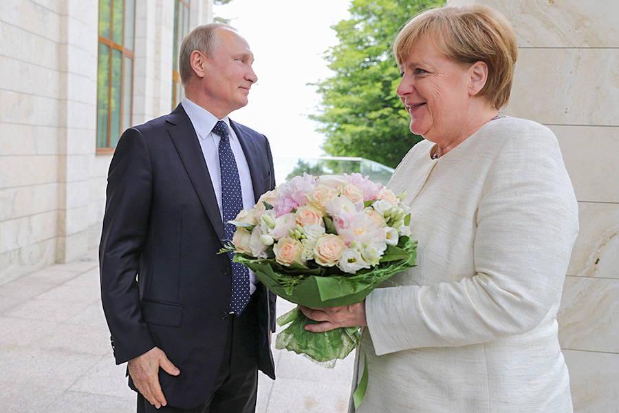 Владимир Путин и Ангела Меркель 