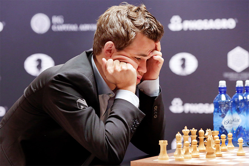 Гроссмейстер Магнус Карлсен в восьмой партии матча за звание чемпиона мира 2016 года в Нью-Йорке




