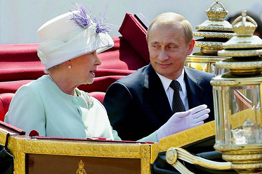 Елизавета II и Владимир Путин