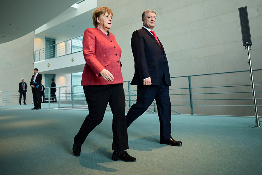 Ангела Меркель и Петр Порошенко (слева направо)