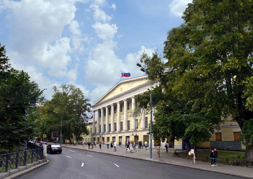 Историческое здание больницы на Страстном бульваре
