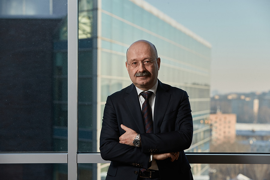 Михаил Задорнов