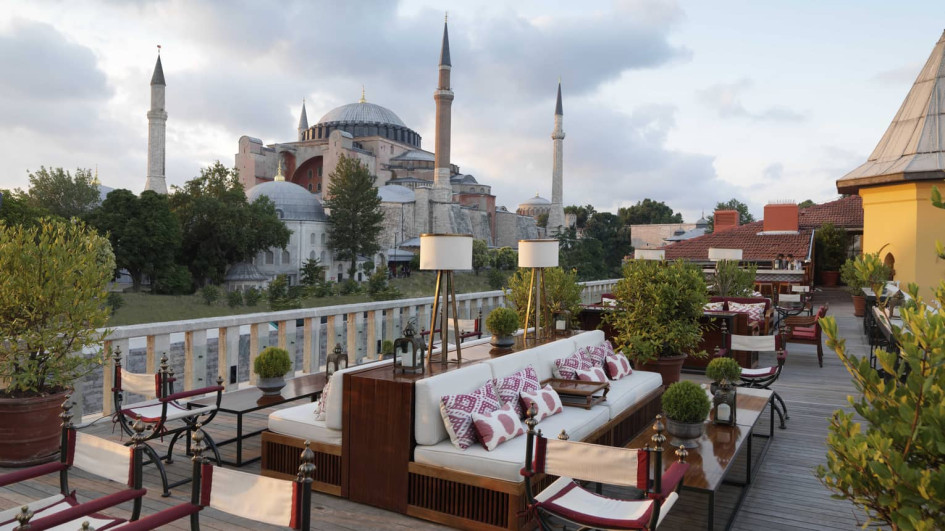 Бар A’YA Lounge Rooftop