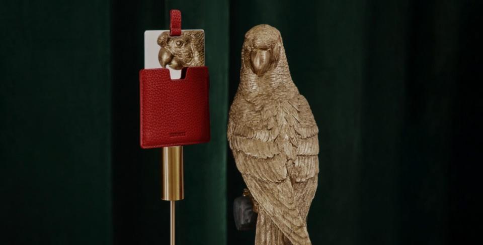 Капсула 12 Storeez и фонда «Обнаженные сердца»