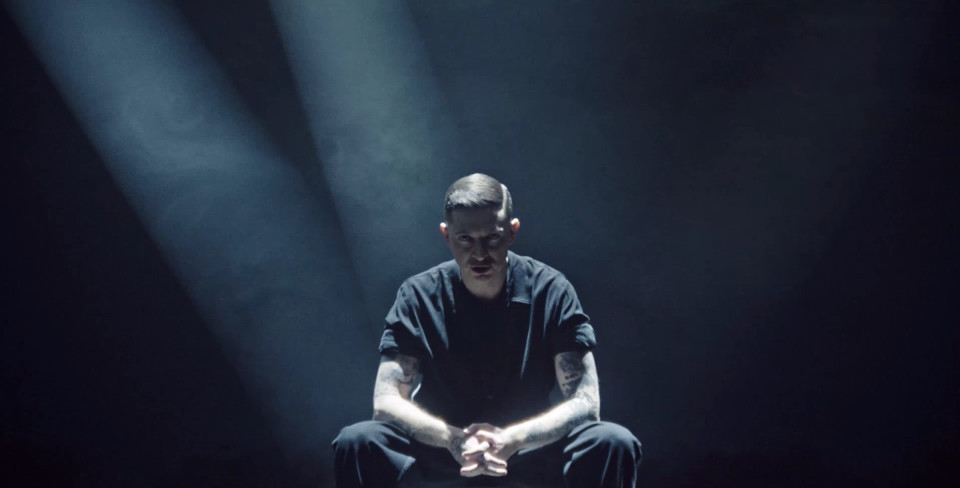 Фото: oxxxymiron / youtube