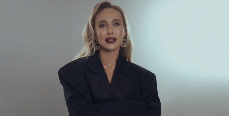 Алина Камалова, Nude Story