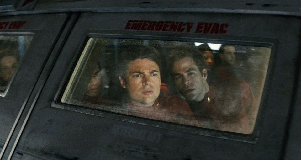Кадр из фильма «Звездный путь», 2009 год