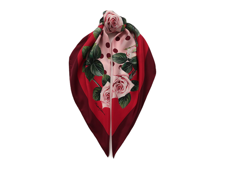 Платок Dolce & Gabbana, 23 450 руб.