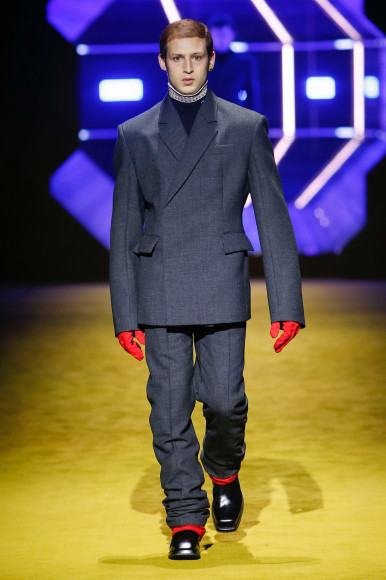 Prada, осень-зима 2022/23