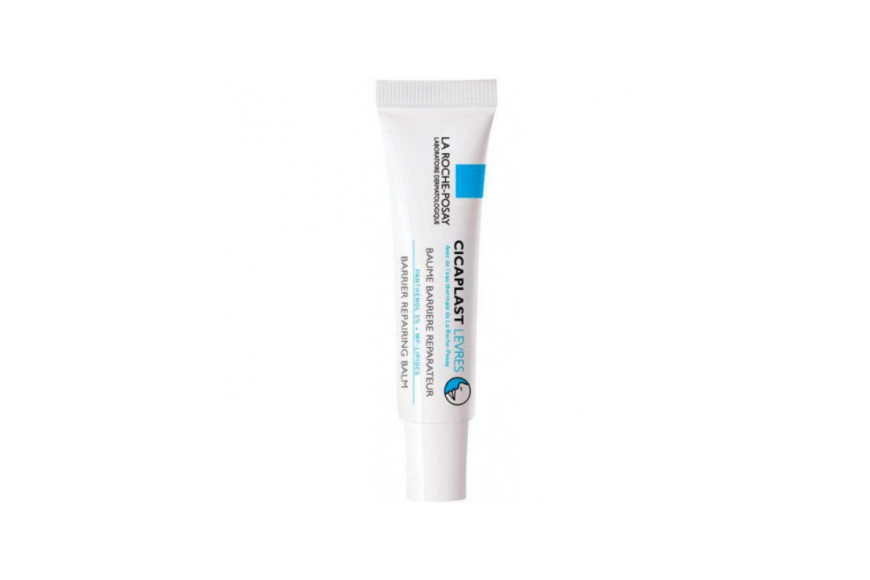 Восстанавливающий бальзам-барьер для губ Cicaplast Levres, La Roche-Posay мгновенно успокаивает, восстанавливает потрескавшиеся, обветренные губы и различные раздраженные участки вокруг рта и носа за счет инновационного компонента МП-липид цикапласт, пантенола (5%) и масла карите