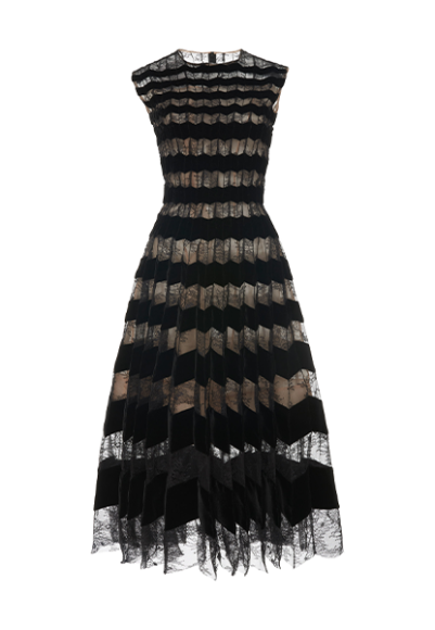 Платье Oscar de la Renta, 229 500 руб. (ЦУМ)