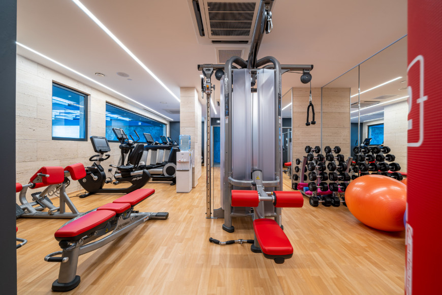 Фитнес-центр Tony Gym