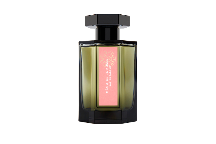 Цветочный унисекс-аромат Mémoire de Roses, L'Artisan Parfumeur с нотами мандарина, бергамота, розы и мускуса, от 13 500 руб. (ГУМ)