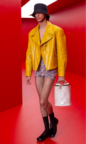 Prada, весна-лето 2022
