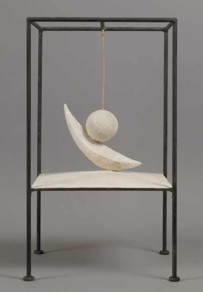 Альберто Джакометти. «Висящий шар», 1930-1931