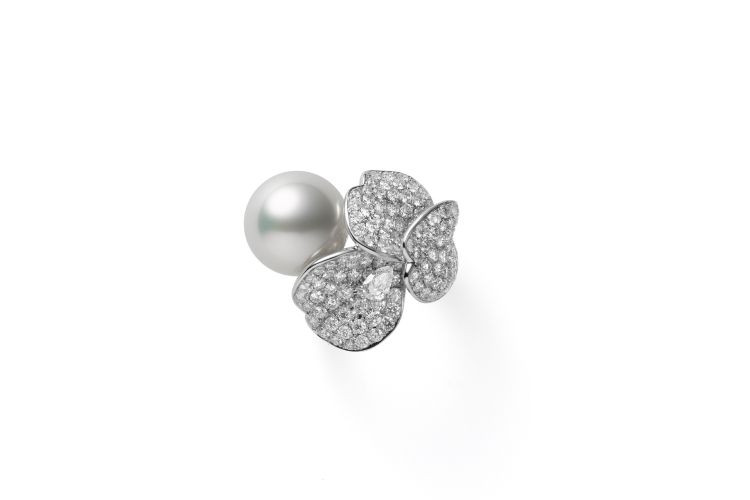 Кольцо Les Petales Place Vendome, Mikimoto