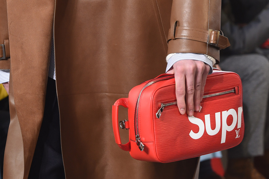 Фото: пресс-службы Louis Vuitton и Supreme