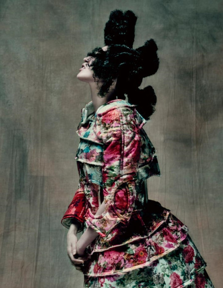 Фото: Paolo Roversi / Comme des Garçons
