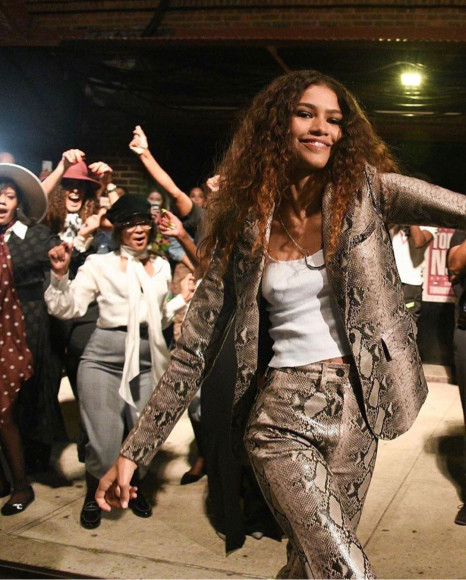 В костюме Tommy Hilfiger X Zendaya, 2019