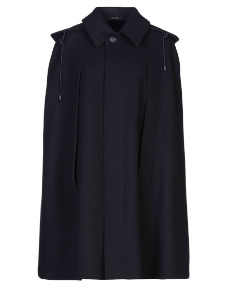 Maison Margiela, 68 150 руб. с учетом скидки (yoox.com)
