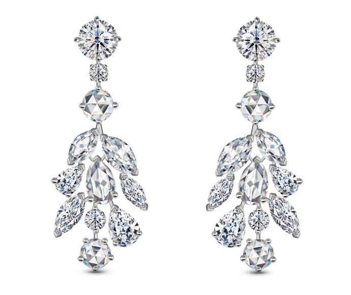 Серьги (белое золото, бриллианты), New year, ALROSA Diamonds, цена по запросу, (ALROSA Diamonds)
