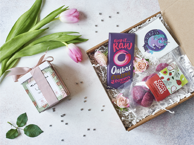 Подарочный набор Love Box, 990 руб. («Город-сад»)