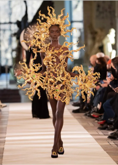 Schiaparelli, весна-лето 2022