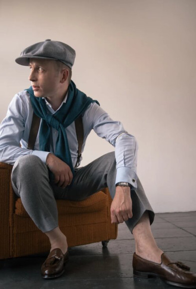 Андрей Покатаев в брюках из фланели Classic Worsted Flannel