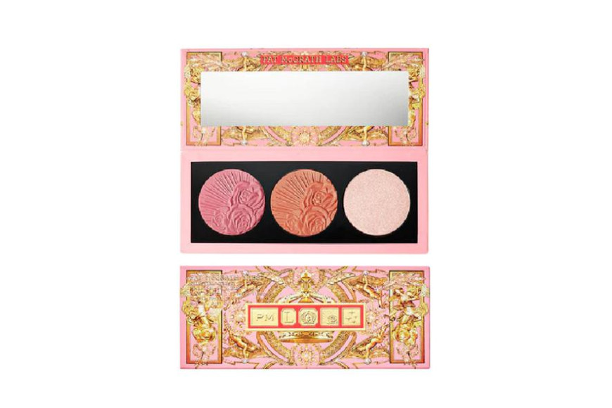 Палетка для лица Galactic Sun Divine Blush+Glow Trio, Pat McGrath Labs, 9370 руб. («Иль де Ботэ»)