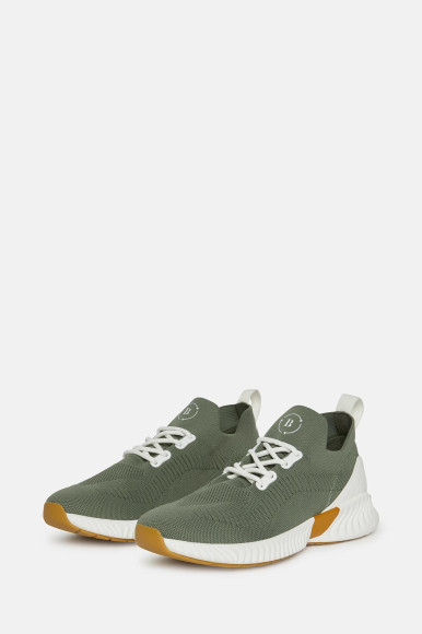 Кроссовки из переработанной пряжи Willow Trainers, Boggi Milano, 14 250 руб. (Boggi Milano)