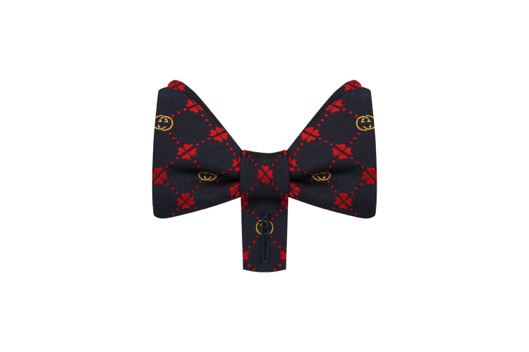 Шелковый галстук-бабочка Gucci, 10 900 руб. (ЦУМ)