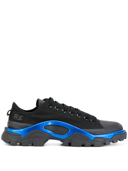 Raf Simons X adidas New Runner, 38 144 руб.