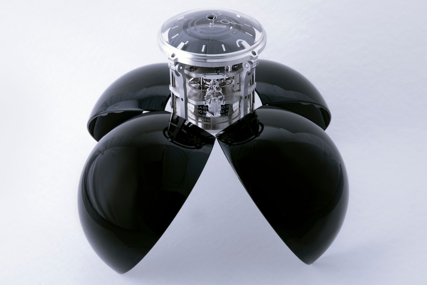 Настольные часы Orb, MB&F