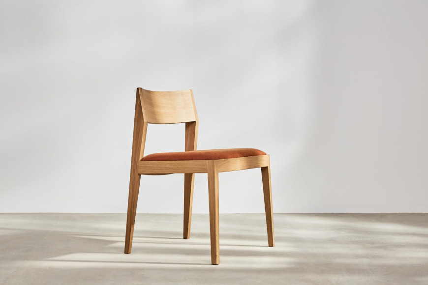Фото: benchmarkfurniture.com